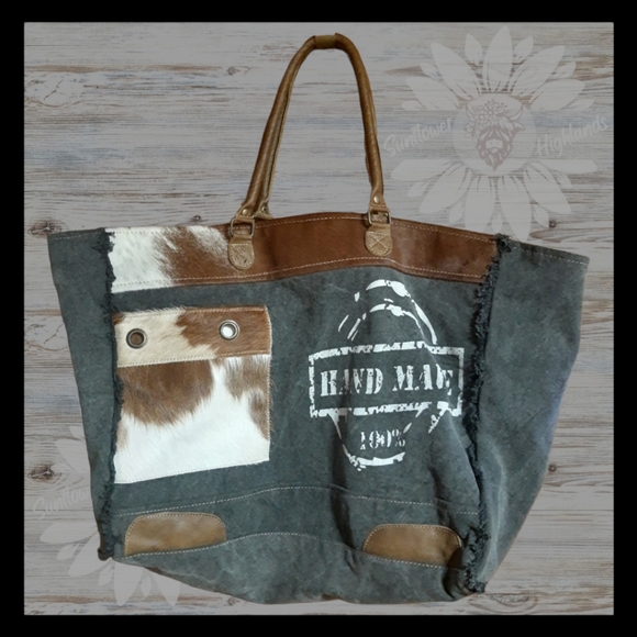 Weekender Myra Bag - Picture 4 of 5